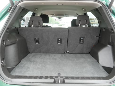 Used 2019 Chevrolet Equinox LT FWD image 18