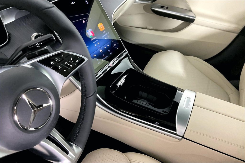 New 2026 Mercedes-Benz C 300 4MATIC Sedan image 8