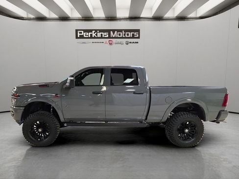 New 2026 RAM 2500 Big Horn AWD/4WD image 8