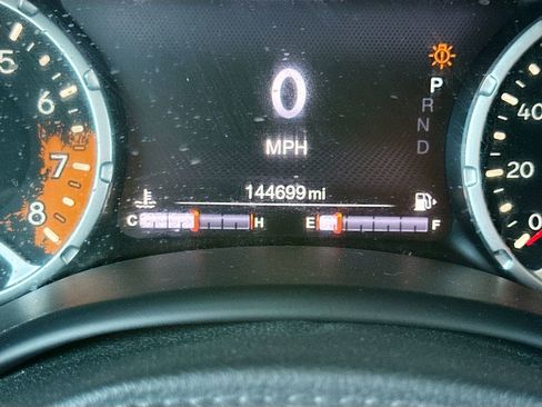 Used 2015 Jeep Renegade Trailhawk image 12