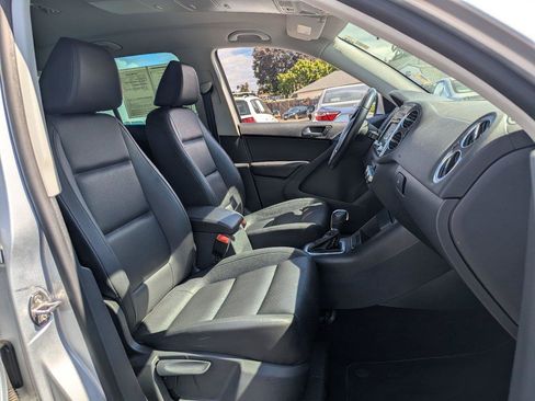 Used 2013 Volkswagen Tiguan S AWD/4WD image 33