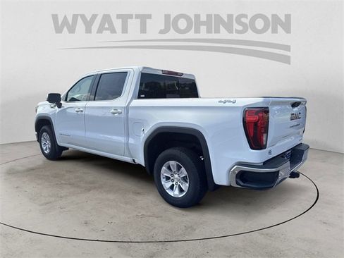 New 2025 GMC Sierra 1500 SLE w/ Preferred Package image 3