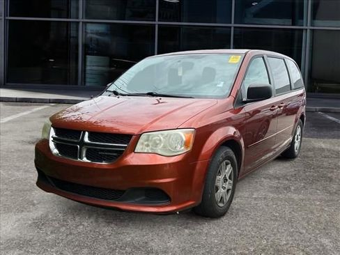 Used 2012 Dodge Grand Caravan SE FWD image 1