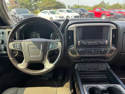 Used 2015 GMC Sierra 2500 Denali AWD/4WD image 26