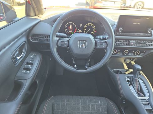 Used 2024 Honda HR-V Sport image 15