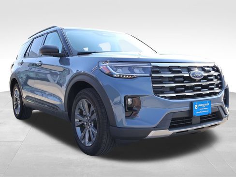 New 2026 Ford Explorer Active w/ Active Comfort Package AWD/4WD image 6