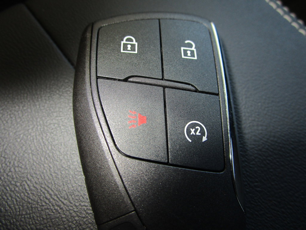 New 2027 GMC Terrain Elevation w/ LPO, Floor Liner Package FWD image 35