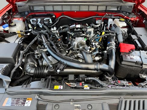 Used 2023 Ford Bronco Wildtrak AWD/4WD image 9