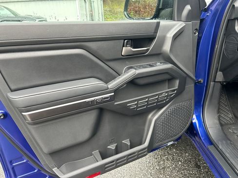 New 2025 Toyota Tacoma TRD Sport image 18