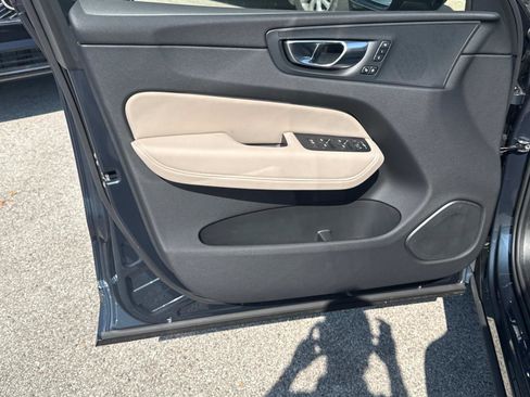 New 2026 Volvo XC60 B5 Plus w/ Climate Package image 16