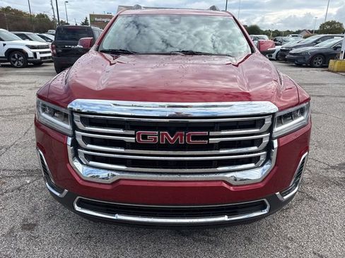 Used 2023 GMC Acadia SLE w/ Driver Convenience Package image 2