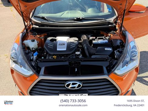Used 2016 Hyundai Veloster Turbo w/ Option Group 04 FWD image 23