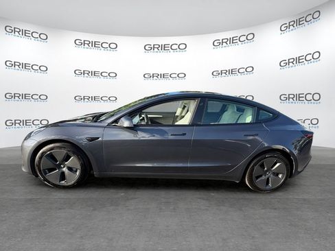 Used 2023 Tesla Model 3 Standard Range RWD image 4