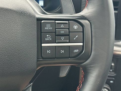 Used 2025 Ford F150 Raptor AWD/4WD image 33