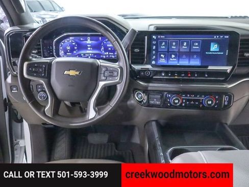 Used 2024 Chevrolet Silverado 2500 LTZ w/ LTZ Convenience Package image 46
