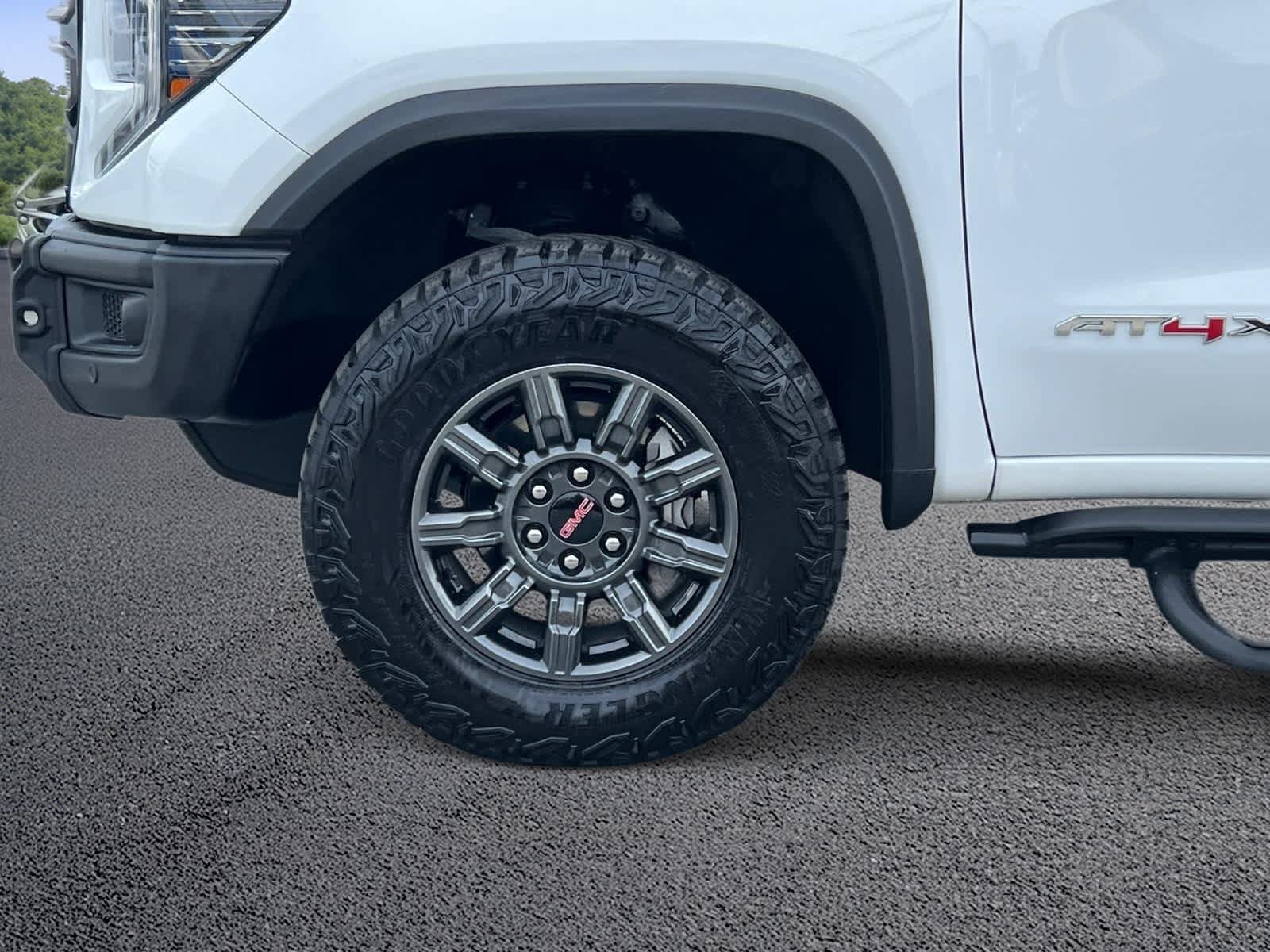Certified 2024 GMC Sierra 1500 AT4X AWD/4WD image 11
