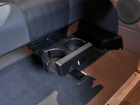 Used 2018 Mercedes-Benz Sprinter 2500 image 51