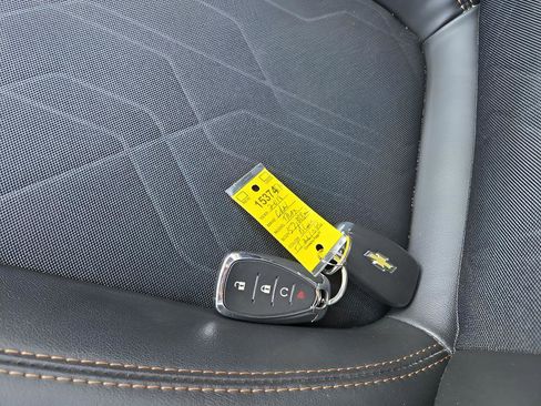 Used 2018 Chevrolet Trax LT w/ Driver Confidence Package image 31