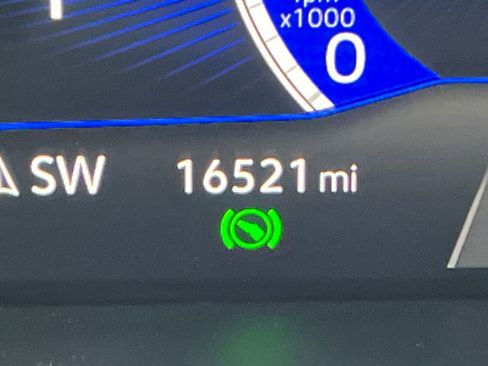 Used 2024 Volkswagen Tiguan Wolfsburg Edition image 21