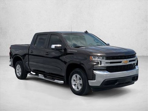 Used 2021 Chevrolet Silverado 1500 LT RWD image 3