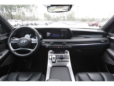 Used 2025 Hyundai Palisade Calligraphy image 13