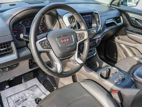 Used 2023 GMC Terrain SLT image 10