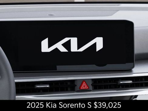 Used 2025 Kia Sorento S AWD/4WD image 20