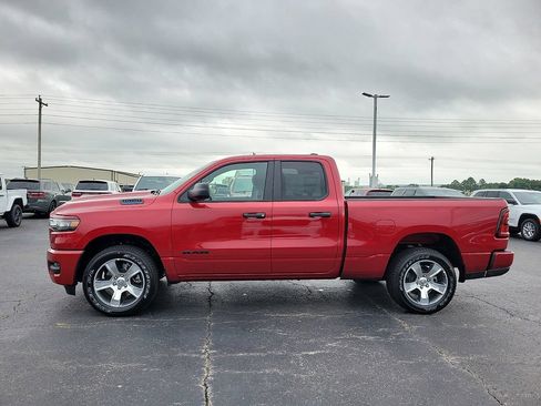 New 2026 RAM 1500 Express AWD/4WD image 3