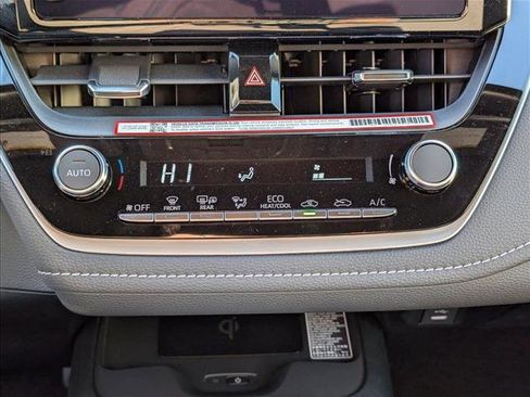 New 2026 Toyota Corolla SE image 21