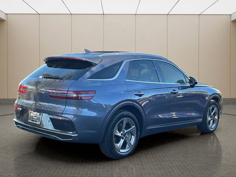 Certified 2026 Genesis GV70 2.5T Select image 5
