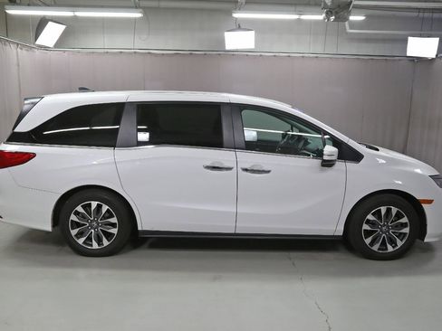 Certified 2023 Honda Odyssey EX-L image 15