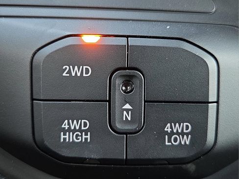 New 2026 RAM 2500 Big Horn AWD/4WD image 20