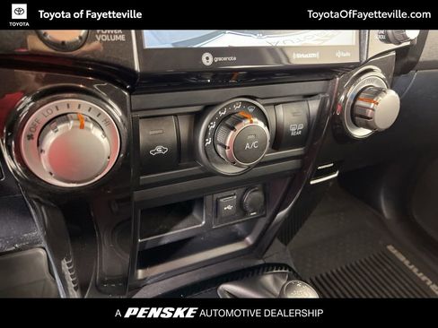 Used 2020 Toyota 4Runner TRD Off-Road image 29