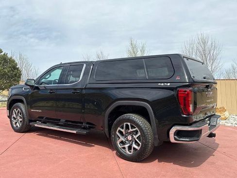 Used 2023 GMC Sierra 1500 SLE image 4
