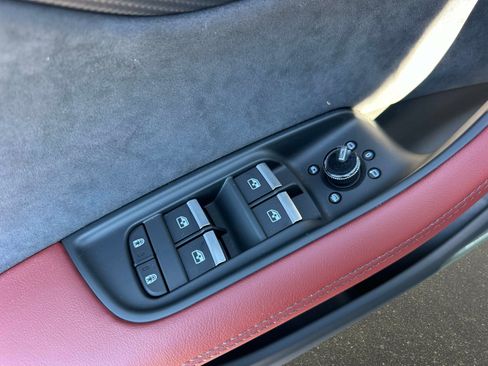 New 2026 Audi SQ7 Prestige image 16