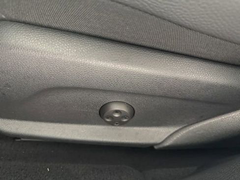 Used 2022 Mercedes-Benz E 350 Sedan image 21