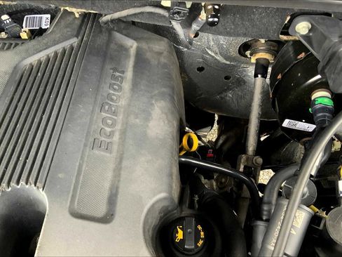 Used 2018 Ford Expedition Limited image 30