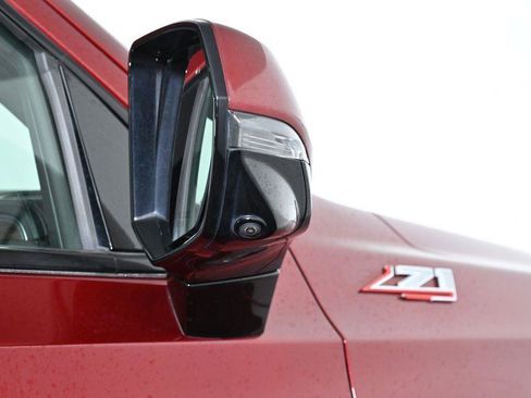 Used 2021 Chevrolet Tahoe Z71 w/ Luxury Package image 12