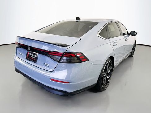 Used 2023 Honda Accord Sport image 5