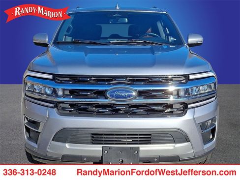 Used 2024 Ford Expedition Limited image 2