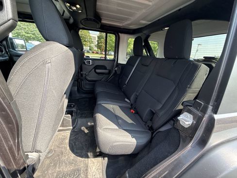 Used 2021 Jeep Wrangler Unlimited Sport AWD/4WD image 22