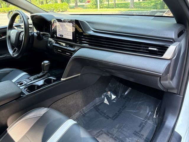 Used 2025 Toyota Camry SE FWD image 59