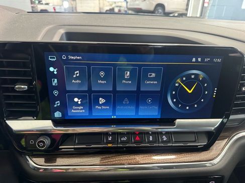 Used 2024 Chevrolet Silverado 2500 LT image 21