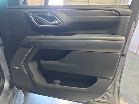 Used 2021 Chevrolet Tahoe RST w/ Luxury Package image 20