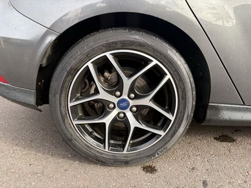 Used 2018 Ford Focus SEL image 6