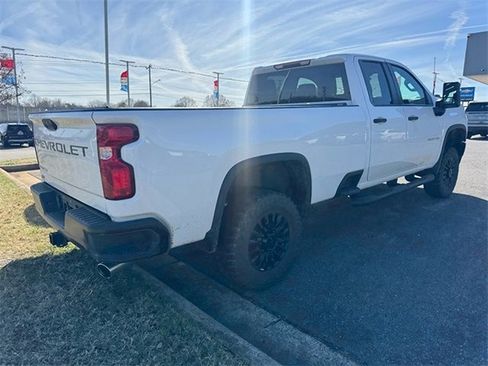 Used 2022 Chevrolet Silverado 2500 W/T w/ WT Convenience Package image 3