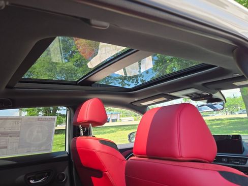 Certified 2025 Acura ADX A-Spec image 11