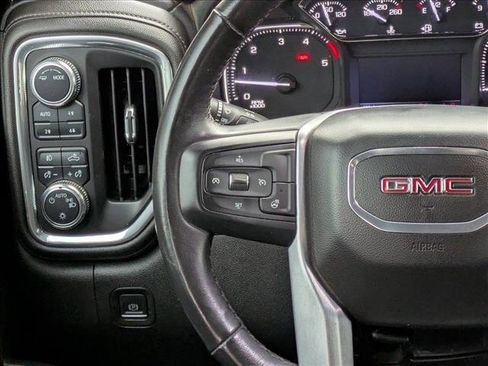 Used 2022 GMC Sierra 3500 SLE w/ SLE Convenience Package image 23