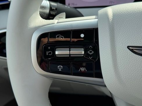New 2026 Genesis GV70 2.5T Advanced AWD/4WD image 29