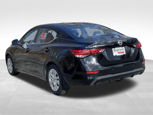 Certified 2023 Nissan Sentra S FWD image 4